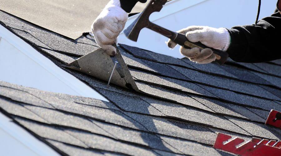 Professional gutter cleaning in Cornwall Bridge, CT